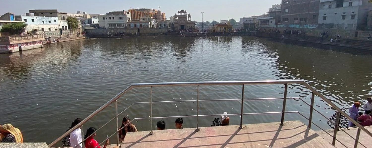 Kusum Sarovar and Radha Kund Kusum Sarovar and Radha Kund