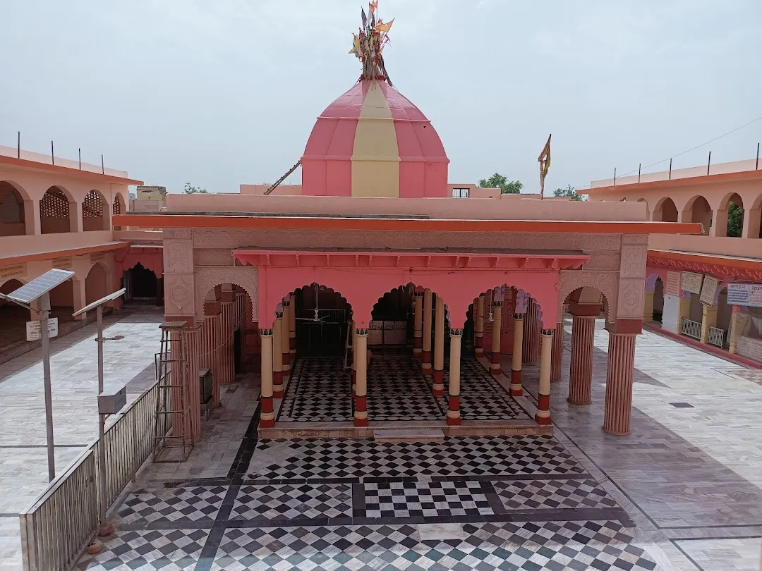 Gokul and Dauji Sightseeing (8 Hours) Gokul and Dauji Sightseeing (8 Hours)